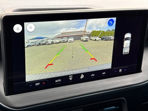 Used 2025 Ford Maverick Lobo image 18