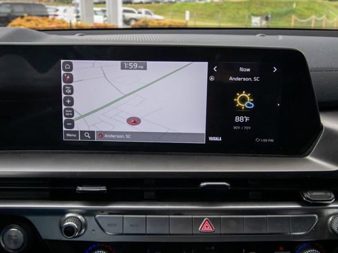 Used 2025 Kia Telluride S FWD image 28