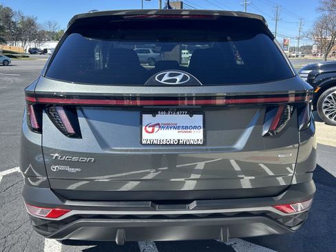 Used 2022 Hyundai Tucson SEL w/ Cargo Package image 4