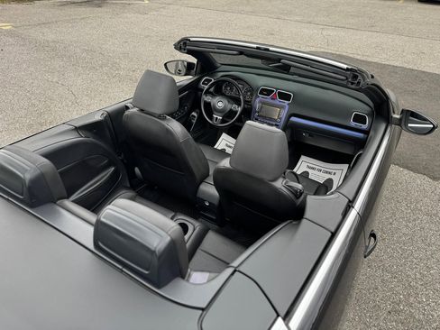 Used 2013 Volkswagen Eos image 3