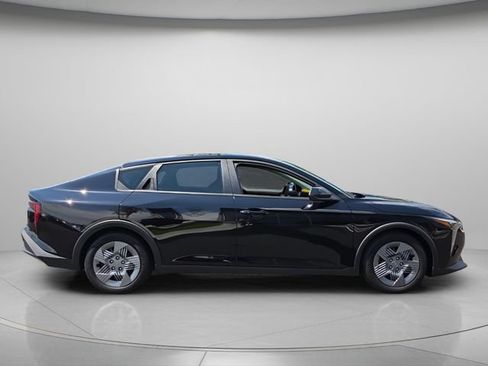 Certified 2026 Kia K4 FWD image 8