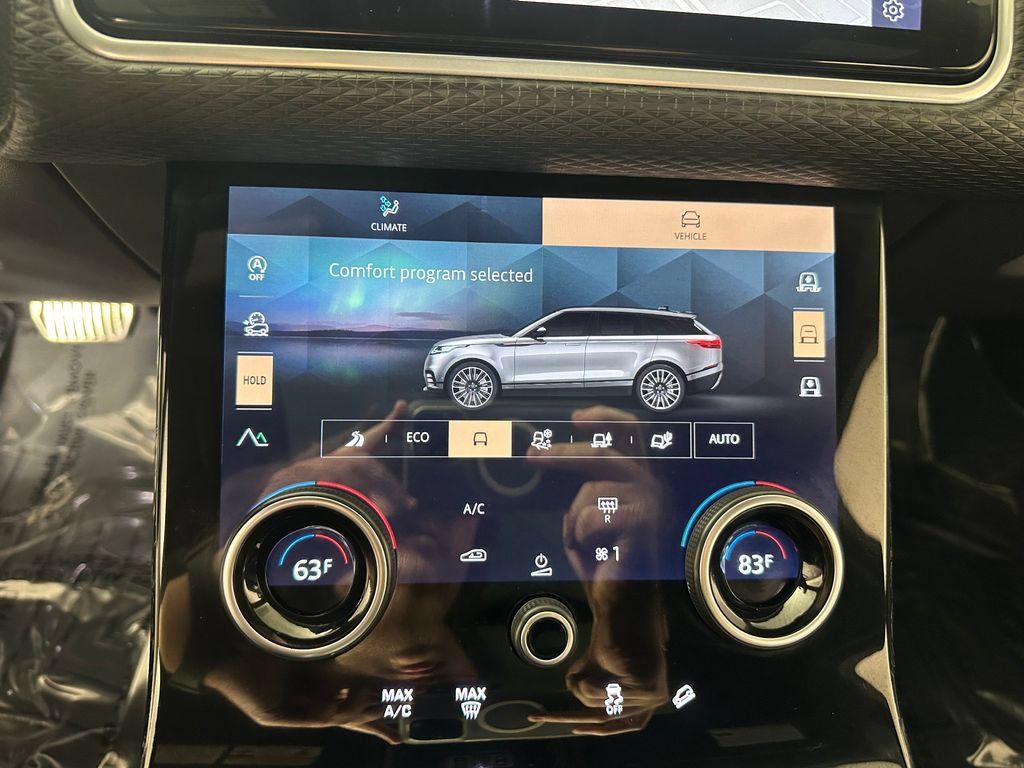 Used 2021 Land Rover Range Rover Velar R-Dynamic S AWD/4WD image 30