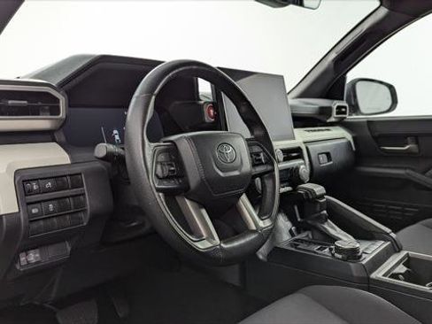 Used 2024 Toyota Tacoma TRD Off-Road image 23