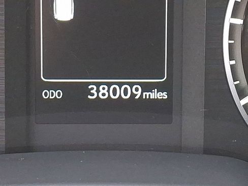 Used 2023 Lexus GX 460 Premium image 23