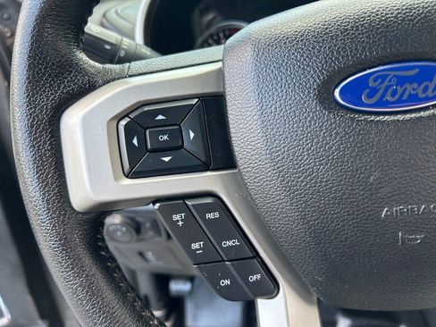 Used 2016 Ford F150 Lariat RWD image 26