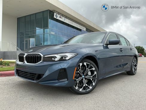 New 2026 BMW 330i Sedan w/ Convenience Package RWD image 1