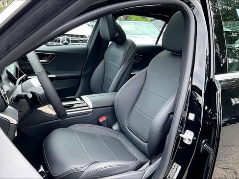 Used 2026 Mercedes-Benz C 300 4MATIC Sedan image 6