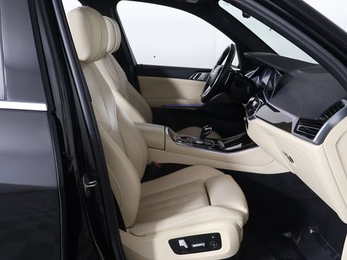Used 2022 BMW X5 xDrive40i w/ Premium Package AWD/4WD image 28