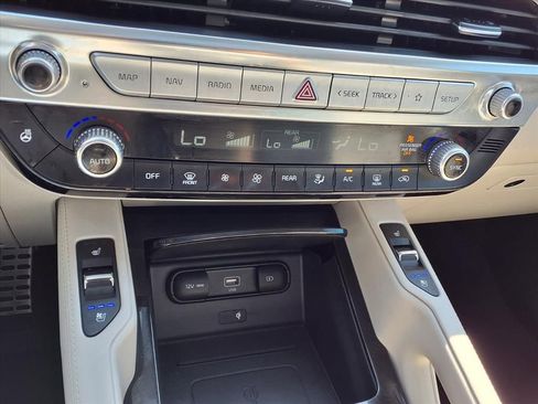 Used 2022 Kia Telluride SX w/ SX Prestige Package image 22