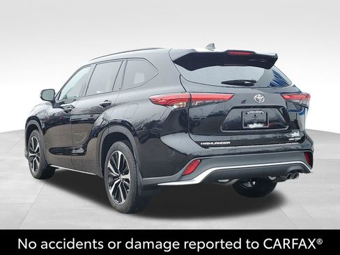 Used 2022 Toyota Highlander XSE image 4