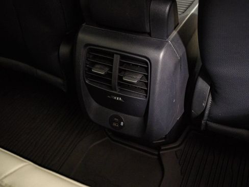 Used 2022 Ford Mustang Mach-E Premium AWD/4WD image 34