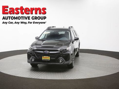 Used 2023 Subaru Outback Premium AWD/4WD image 53