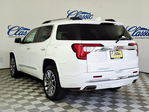 Used 2023 GMC Acadia Denali FWD image 2