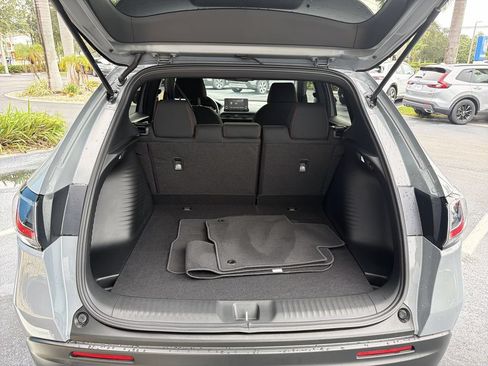Certified 2025 Honda HR-V Sport image 40