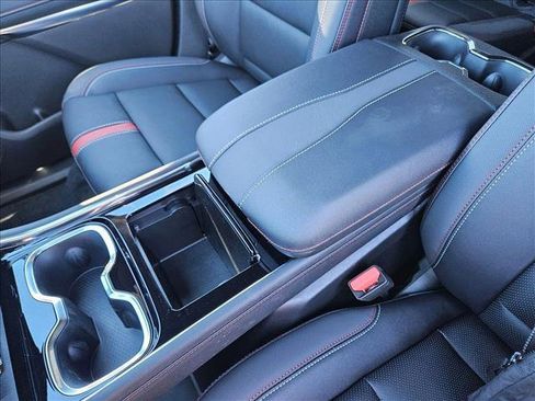 New 2026 Chevrolet Traverse RS image 13