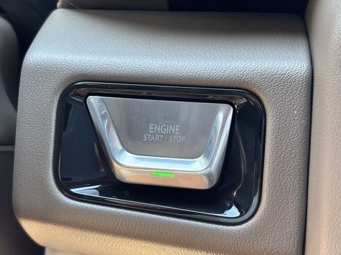 New 2026 GMC Yukon Denali w/ Denali Reserve Package AWD/4WD image 37