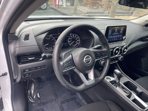 Certified 2022 Nissan Sentra SV w/ Trunk Package image 10