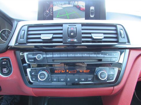 Used 2014 BMW 435i Convertible image 21