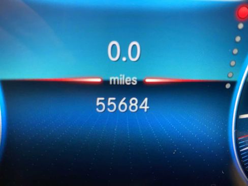 Used 2022 Mercedes-Benz GLS 450 4MATIC image 18