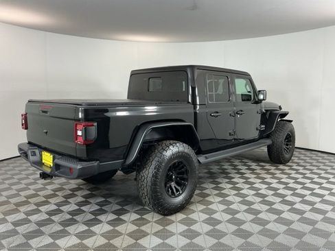 Used 2020 Jeep Gladiator Overland w/ Uconnect 4C Nav & Sound Group image 4