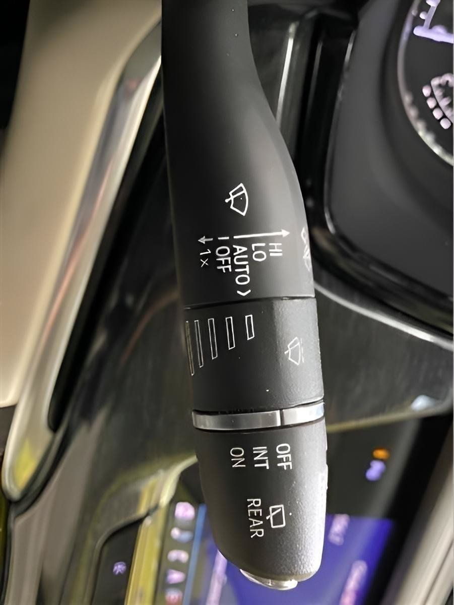 Used 2021 Cadillac XT6 Premium Luxury FWD image 18