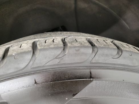 Used 2017 GMC Yukon Denali w/ Open Road Package image 5