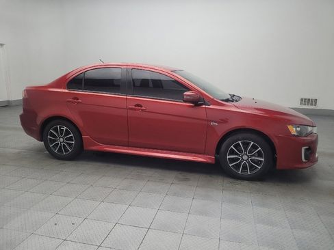 Used 2017 Mitsubishi Lancer ES image 11