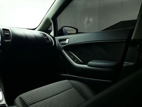 Used 2018 Kia Forte LX w/ LX Popular Package image 45