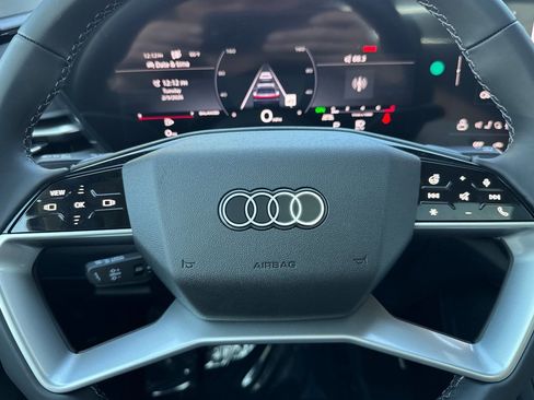 New 2025 Audi Q5 Premium image 21