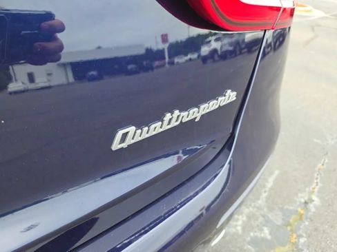 Used 2017 Maserati Quattroporte S GranLusso Q4 AWD/4WD image 11