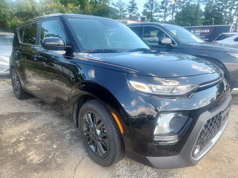 Used 2021 Kia Soul EX FWD image 1