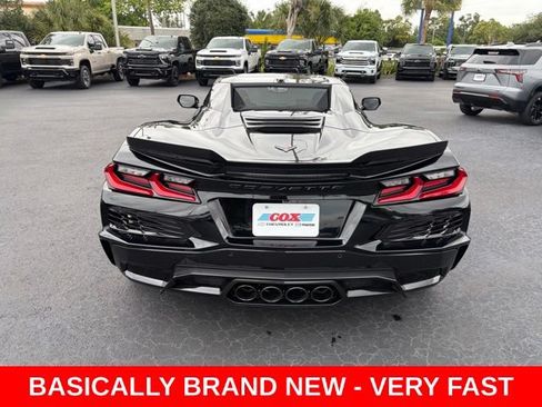 Used 2025 Chevrolet Corvette Z06 RWD image 5
