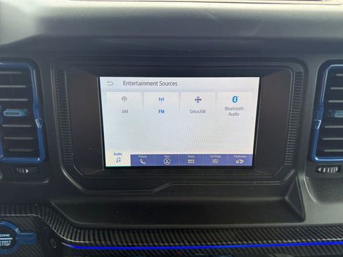 Used 2023 Ford Bronco Black Diamond w/ Sasquatch Package AWD/4WD image 17