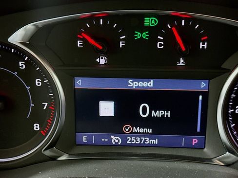 Used 2023 GMC Acadia SLT w/ Elevation Edition FWD image 12