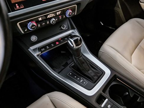 Used 2020 Audi Q3 2.0T Prestige w/ Prestige Package image 24