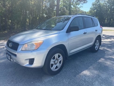 Used 2012 Toyota RAV4 4WD w/ Value Pkg image 2