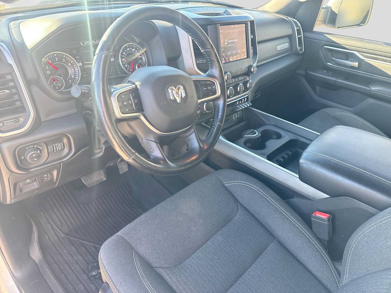 Used 2019 RAM 1500 Big Horn AWD/4WD image 2