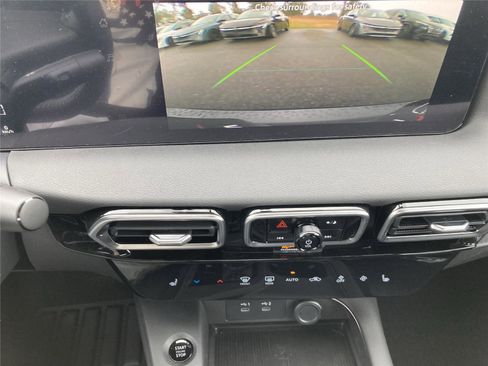 New 2026 Nissan Sentra SV w/ SV Convenience Package image 13