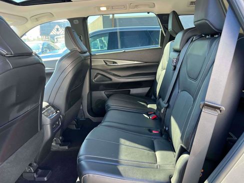 Used 2022 INFINITI QX60 Luxe w/ Cargo Package image 10