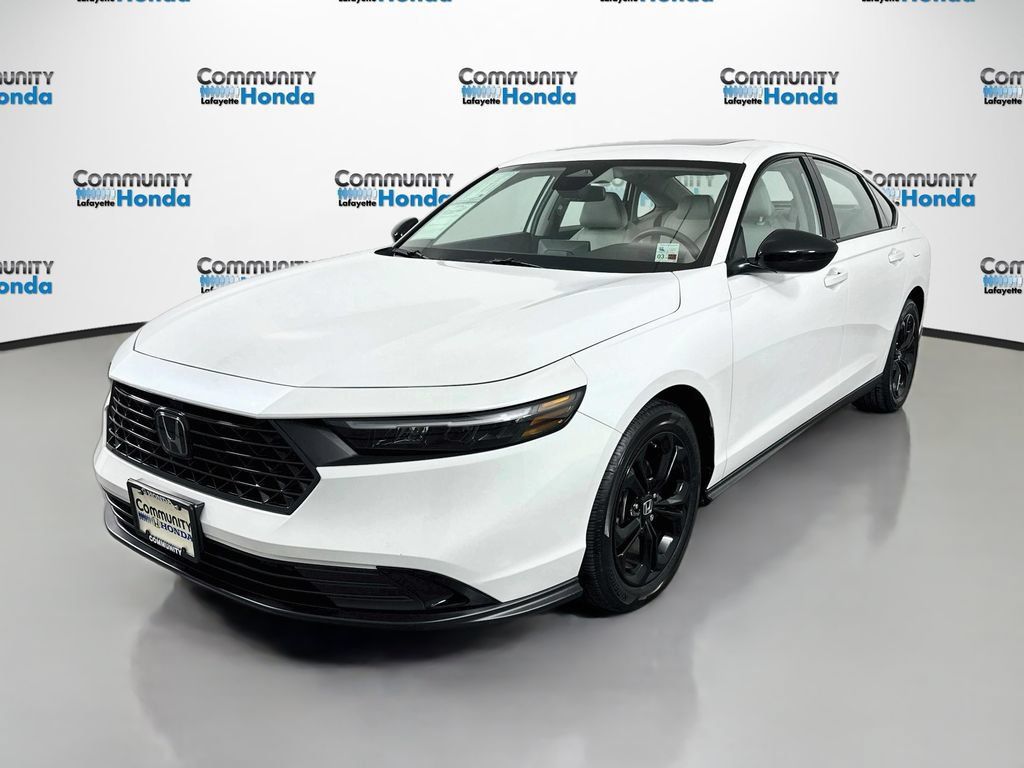 Used 2025 Honda Accord SE image 1