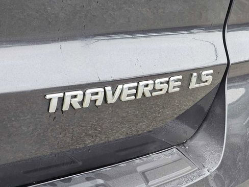 Used 2014 Chevrolet Traverse LS image 13