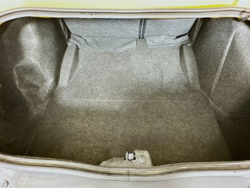 Used 2018 Dodge Challenger SXT image 25