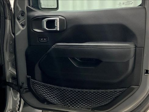 Used 2023 Jeep Wrangler Sahara w/ Cold Weather Group image 12