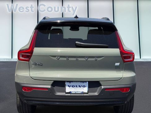 Used 2023 Volvo XC40 Recharge Ultimate AWD/4WD image 6
