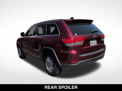 Used 2018 Jeep Grand Cherokee Laredo RWD image 4