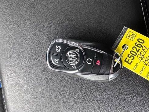 Used 2019 Buick LaCrosse Essence AWD/4WD image 25