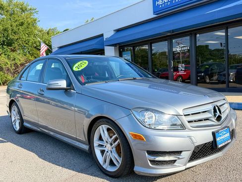 Used 2013 Mercedes-Benz C 300 4MATIC Sedan w/ Multimedia Pkg image 7