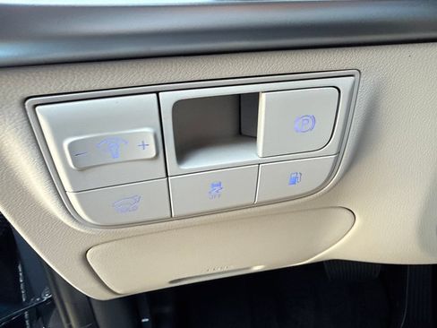 New 2026 Hyundai Tucson Limited AWD/4WD image 18