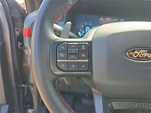 Used 2025 Ford F150 Raptor AWD/4WD image 33
