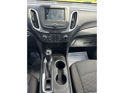 Used 2019 Chevrolet Equinox LT w/ Driver Convenience Package FWD image 46